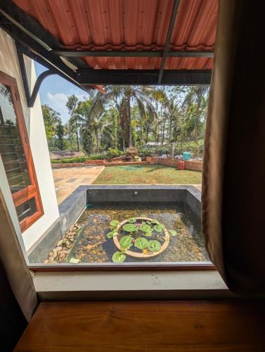 tuin, Howling Wolf in Thavinhal