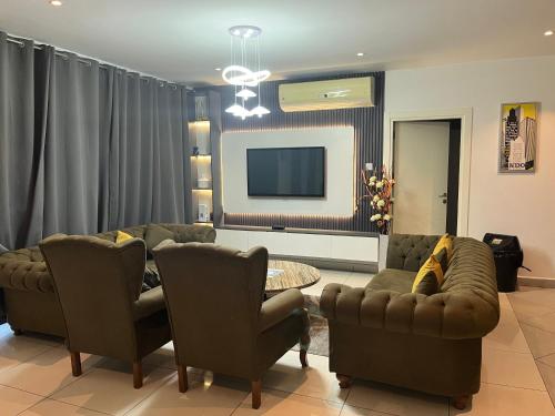 Palvelut, Embassy Gardens  in Accra