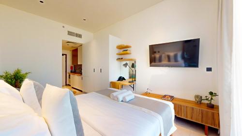 The Community Jumeirah Village Room Type - Studio with Pool View