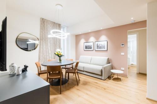 OldTown Chic Apartment between Aquarium and Metro, Genova