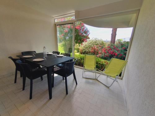 Oprema, T2 traversant familial CAP SUD Parking Plages - ROSSIconciergerie - Linge en option in Le Couchant