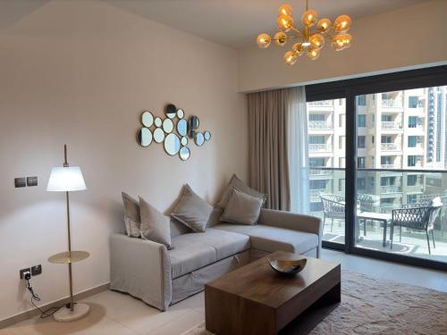 Apartment in Downtown Dubai in ACT I ACT II, Dubái