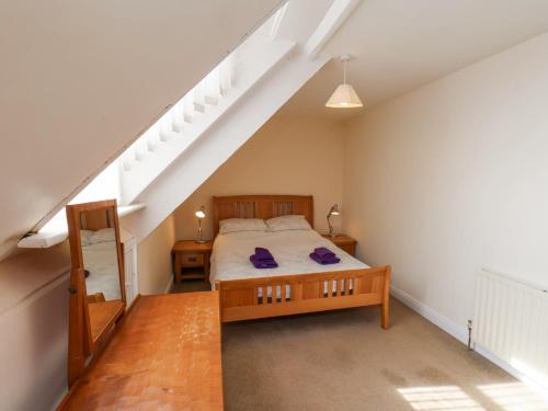 Mayfield Manor - image 14