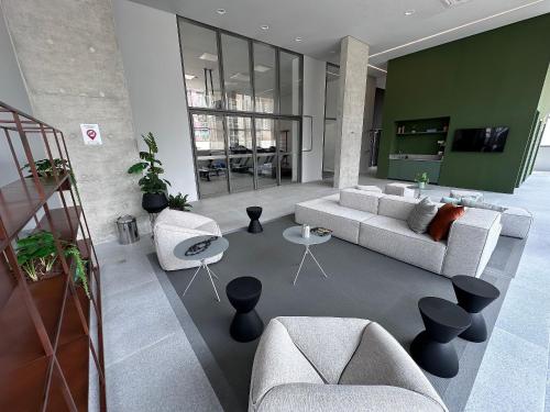 TrevizZo Analia Franco in อกวาราซา