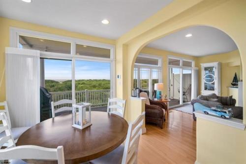 景觀, Direct Ocean Front Townhouse! An oceanside gem perfect for any vacation! in 雙桅船市 (NJ)