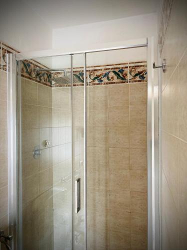Single Room with Private Bathroom