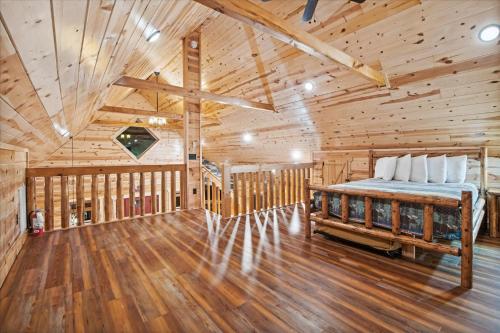 Moondance Cabin-Enjoy Your Journey To The Smokies! in Gatlinburg, USA