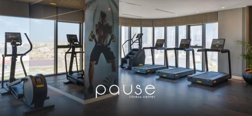 PARAMOUNT MIDTOWN RESIDENCES - A Luxury 2 BR Apartment near BURJ KHALIFA and DUBAI MALL, Dubaï (photo 6)