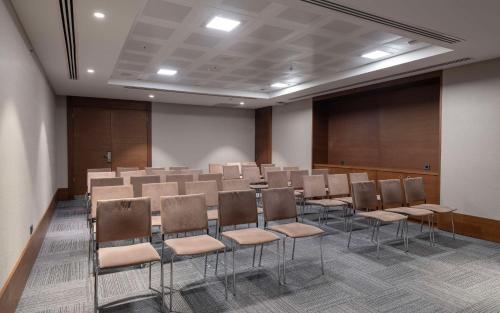 Point Hotel Ankara - image 8