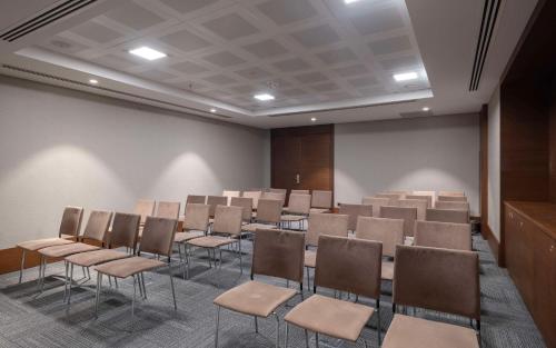 Point Hotel Ankara - image 2