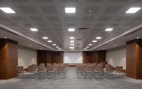 Point Hotel Ankara - image 4