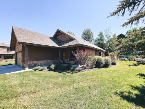 Powder Mountain 5 Bedroom Home Woodfired Sauna - image 14