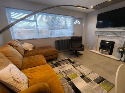 Spotless and Spacious Manchester Home, Manchester (zdjęcie 4)