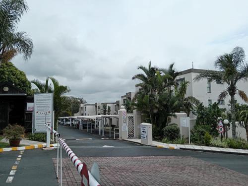 Laguna La Crete 238 in Margate North Beach