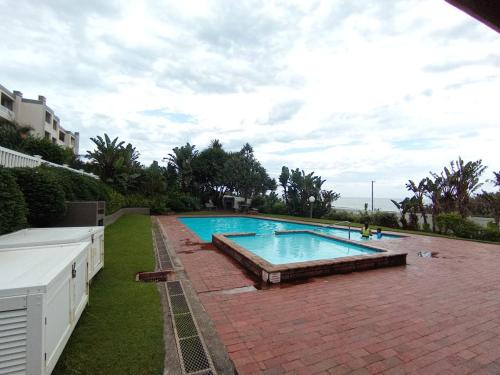 Laguna La Crete 238 in Margate North Beach