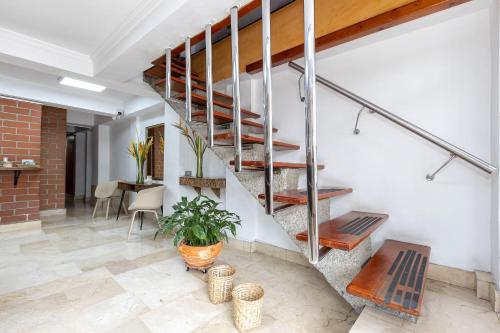 Gran Caribe Hotel – Medellin, VT