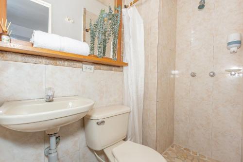 Quadruple Room image 3