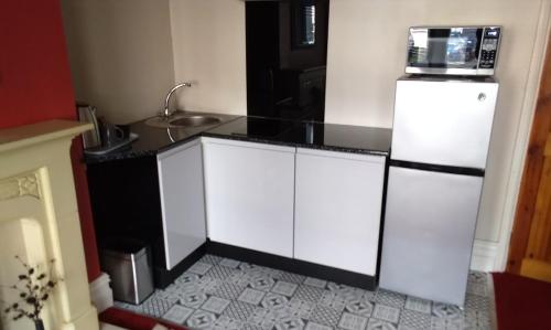 Stratford House Holiday Apartments - Blackpool