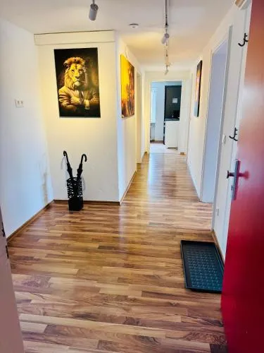 Lion Flat 2 Zimmer Wohnung in Vohburg mit Büro in Vohburg an der Donau, Deutschland
