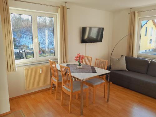 Zur Bastei in Rudolf-Renner-Strasse