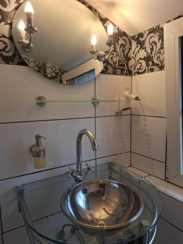 Triple Room with Private Bathroom