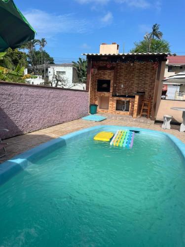 Casa com piscina, Penha