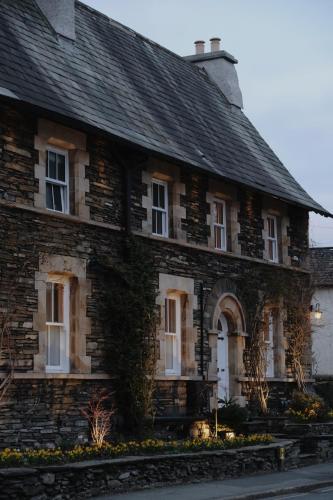 Exterior view, The Penn in Windermere