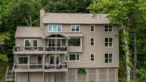 Southern Views in Big Canoe
