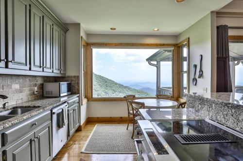 Southern Views in Big Canoe