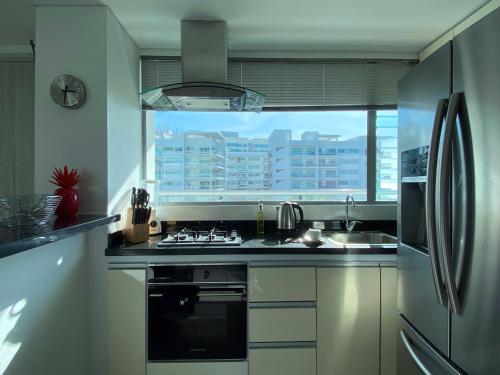 Comfy 2BR w/ Ocean View and Pool in CTG image 5