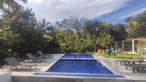 Басейн, Hostal Casa del Rio in Ла Поза