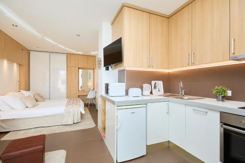 New & stylish apartments with a lush private garden 2