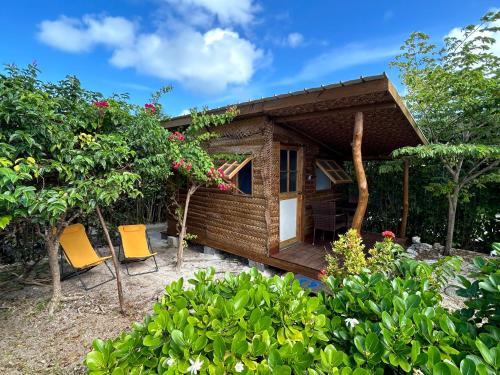 Pension Bounty Rangiroa - Art Gallery & Tropical Garden in Avatoru