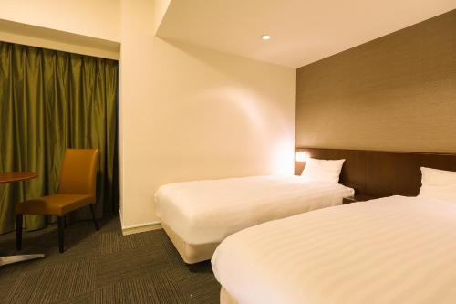 Twin Room - Non-Smoking