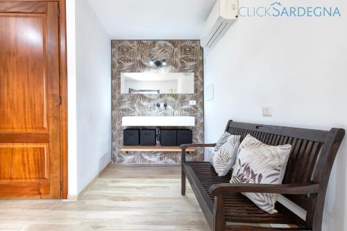 ClickSardegna Luxury Villa Elike with private pool with patio and barbecue area