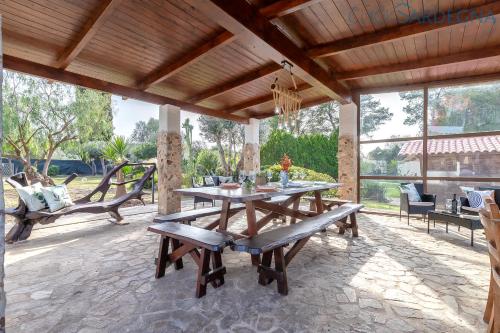 Dotări, ClickSardegna Luxury Villa Elike with private pool with patio and barbecue area in Alghero