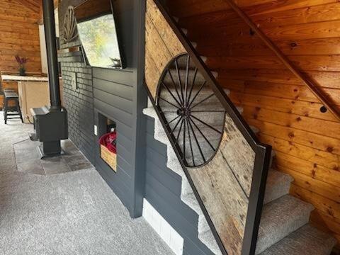 Charming Canyon Cabin with a View Charming Canyon Cabin with a View