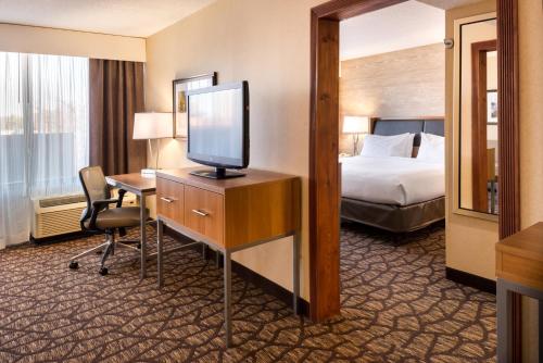 Holiday Inn Hotel & Suites Warren by IHG in Warren, USA
