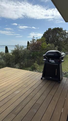 Luxury Retreat with Ocean Views, Sauna & Plunge