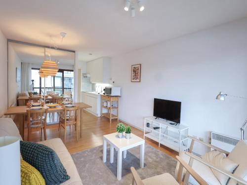 Studio by the Beach with Sea View, Oostduinkerke (photo 6)