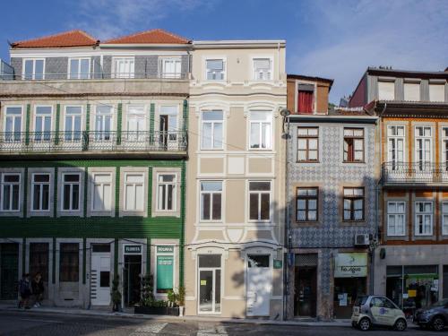 Stylish City-Center Retreat, Porto