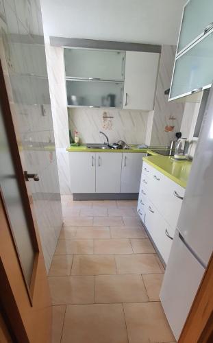 Tranquila, Céntrica y Luminosa Habitación de Matrimonio en Vivienda Compartida 4