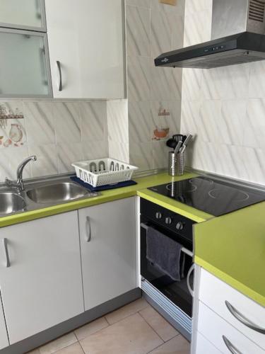 Tranquila, Céntrica y Luminosa Habitación de Matrimonio en Vivienda Compartida 2
