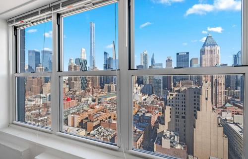 Midtown High Floor Fantastic Panoramic City View Corner 2 Bedroom Apartment, New York (Foto 7)