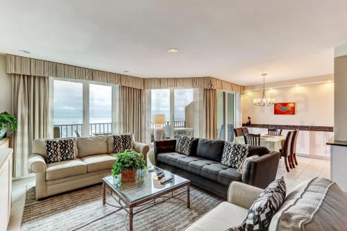 Oceanfront Penthouse Villa, Fernandina Beach