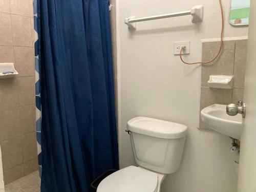 Zuhanyzó, Casa con dos cómodas habitaciones (Casa con dos comodas habitaciones) in Navojoa