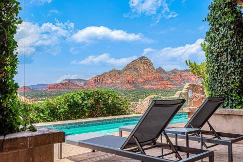 8-Bedrooms with Stunning Views & 75' Lap Pool, Sedona (fotografie 3)