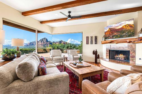 8-Bedrooms with Stunning Views & 75' Lap Pool, Sedona (fotografie 8)