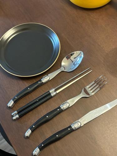 5 minutes from Isoo Station, 3 rooms, 4 beds, 10 minutes from Gangnam Station