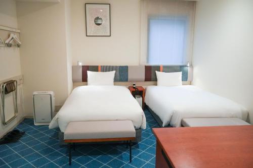 Accessible Twin Room - Non-Smoking